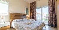 Villa Melania - Garden Haven near Coral Bay Beach - B&B Peyia