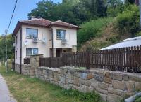 Къща Владислав - Ferienwohnung Radevtsi