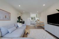 Classic Greenlane Unit with Parking and Air-Con - B&B Auckland