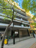 CK Urban Haven 2BR Apartment with Free Parking-10 min to TIF-City Center - Chambres d'hôtes Thessalonique