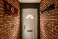 The Lion's Den, Close to Warner Brothers Studio - Bed and Breakfast Abbots Langley