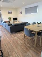 Country getaway in the heart of it all! Rear - B&B Blayney