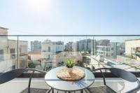 Lian 9 - Deluxe Studio Apartment w Kitchen & Parking, BRAND NEW - Lungomare 3 min - Chambres d'hôtes Vlora