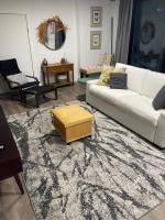 Space 2 - Private spacious bedroom with ensuite and living space - B&B Oshawa