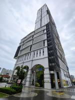 22 Macalisterz by StayLuxe - Bed and Breakfast George Town