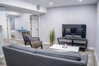 Beautiful Brand New 1BR Suite with Private Entrance - Ferienwohnung Winnipeg