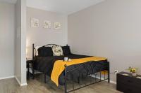Sleeps 2/Aurora/Ext stay discounts/Wi-fi & Parkng - B&B Aurora