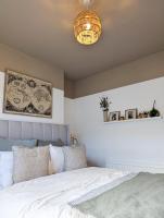 Charming South Belfast home with driveway and patio - B&B Belfast