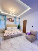 Apex GRA Studio Apartment in the Heart of Ikeja GRA with 24hours Power Supply , a Free WIFI and a Balcony with a Beautiful View - B&B Ikeja