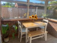 Fresh and stylish 3 Bed in Warminster - Ferienwohnung Warminster