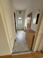Family-friendly house in Butel - Bed and Breakfast Skopje