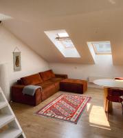 Designer Attic with Fireplace, Vilnius Center - B&B Vilnius