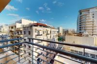Spacious 2 bedroom apartment in Sliema - Chambres d'hôtes Sliema