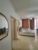 Peaceful Escape Apartment 2 - Bed and Breakfast Sarandë
