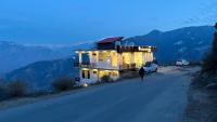 Grand Kailash view homestay -near Khajjiar - Bed and Breakfast Dalhousie
