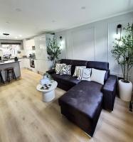 Elegant 2 bedroom house, FREE parking, close to EDINBURGH - Chambres d'hôtes Polmont