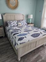 Life is Marion the Lake - B&B Santee