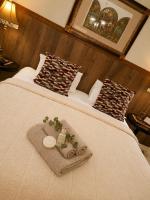 Deluxe Double or Twin Room with Garden View