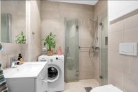 Big apartment near ferry and port - B&B Kristiansand