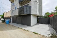 Sunny Pacific Beach Condo - Walk to the Bay - B&B San Diego