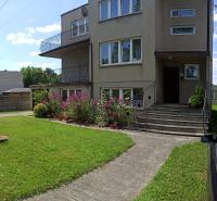 Zielony Azyl large 2 bedroom apartment with balcony and free parking - Chambres d'hôtes Łask