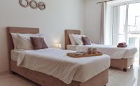 Modern 2BR Apt w Balcony 5 Min to Valletta - Chambres d'hôtes Imsida
