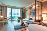 Remodeled High Floor Strip View Suite With Balcony - B&B Las Vegas