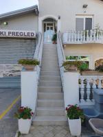 Bijoss Studios - free parking - Chambres d'hôtes Novi Sad