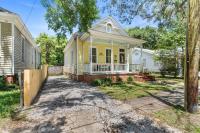 Downtown 3BR Cottage: 5m Walk Pets OK - B&B Mobile
