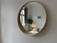 Spacious 5-Room Apartment with Free Parking - Ferienwohnung Wien
