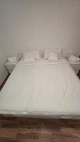 Habitación doble con baño en suite - B&B Massanassa