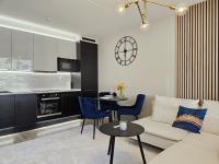 LuxCityhome 300m metro with glass balcony - Bed and Breakfast Helsinki