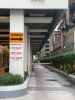 Noir 31st a boutique type staycation in the heart of QC - Bed and Breakfast Manilla