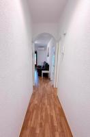 Atocha, luminoso y amplio con 2 balcones - B&B Madrid