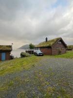 Views of fjords and mountains with hottub - Chambres d'hôtes Holmedal