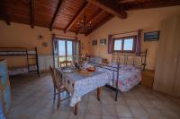 Strada Casai 19 - Appartamento turistico in villa con giardino e posto auto - Chambres d'hôtes Riva Ligure