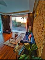 Boho sunset glass house nandi hills - B&B Nadi