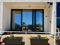Ocean Breeze Apartment - by Matur Holiday Stay - B&B Água de Pena