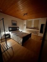 Only 5 min away from the Spangdahlem AB main gate - B&B Oberkail