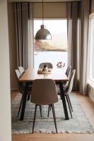Light Calm and Modern Corner Apartment - B&B Argir