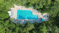 Completely remodeled condo, walk to beach, arcade, pool! - B&B Fernandina Beach
