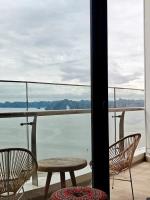 The Sea View Sandy- Duplex Homestay- Citadines Marina Ha Long - B&B Ha Long