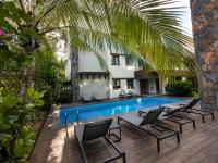 Appartement Moderne près de la Plage de Pereybere avec Piscine - Chambres d'hôtes Grand Baie