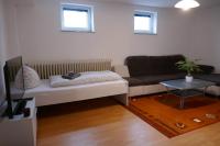 geräumiges, helles Souterrain-Apartment mit 3 Zimmern - Chambres d'hôtes Stegaurach
