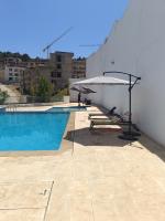 Modern Apartment with Pool Family Friendly - B&B Mdiq