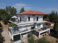 Villa Debriz Apartment - B&B Stréfi