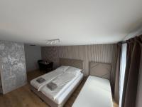 Sunrise Apartamenty - B&B Chocicza
