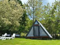 STORY GLAMPING POLOVRAGI - Ferienwohnung Racovița