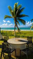 Casa de Praia Frente ao Mar Proximo a Guarajuba 2 Quartos com Ar condicionado - B&B Camaçari