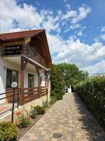 Üveghíd Vendégház - B&B Sárospatak